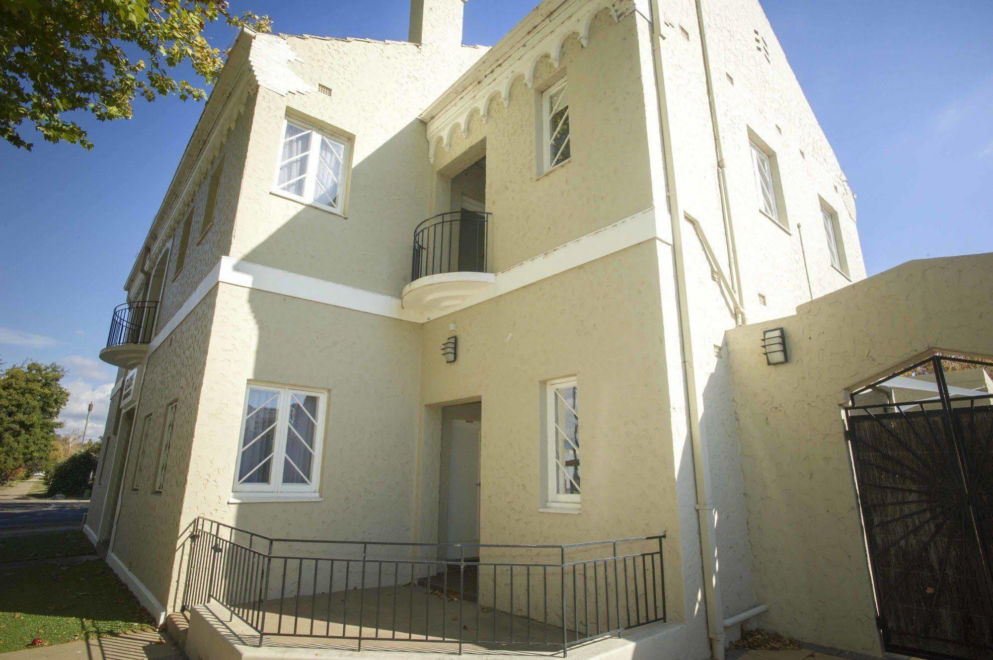 Globe Apartments Уогга-Уогга Экстерьер фото